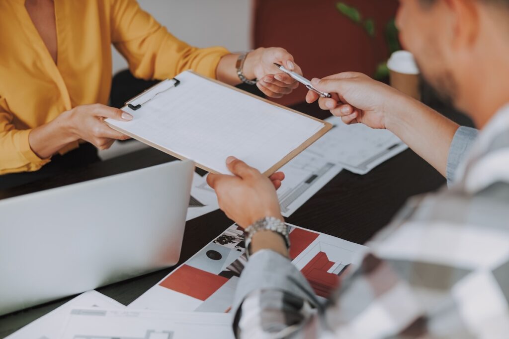 Tradesman turning in resume